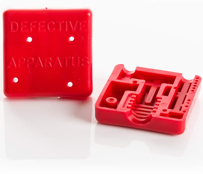 The Benefits Of Replacing Metal Manufacturing With Plastic Injection Moulding
